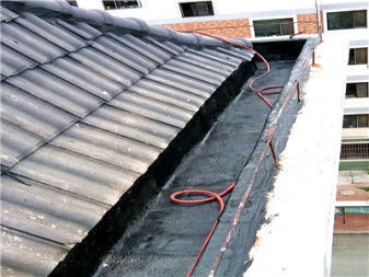 專業外墻保溫 防水 窗口陽臺 彩鋼房漏水 修雨水管