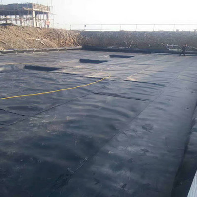 農(nóng)業(yè)合作社采用全新料加雙抗1.5mm黑膜沼氣池土工膜封蓋